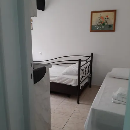 Mark's Twins * Wolos